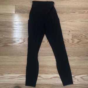 Lululemon yoga pants